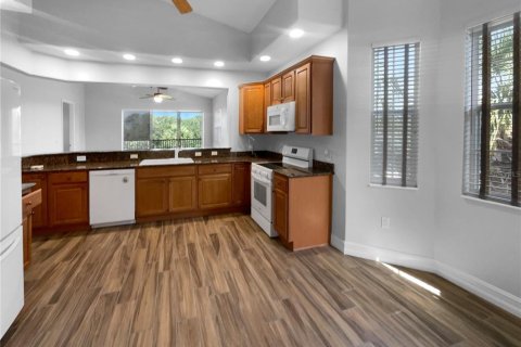 Condominio en venta en Howey-in-the-Hills, Florida, 4 dormitorios, 237.74 m2 № 1736910 - foto 6