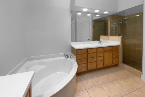 Condominio en venta en Howey-in-the-Hills, Florida, 4 dormitorios, 237.74 m2 № 1736910 - foto 7