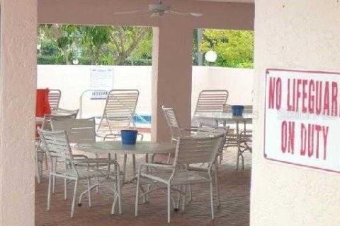 Condominio en alquiler en Bradenton, Florida, 2 dormitorios, 84.73 m2 № 2198494 - foto 19