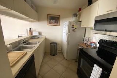 Condominio en alquiler en Bradenton, Florida, 2 dormitorios, 84.73 m2 № 2198494 - foto 9