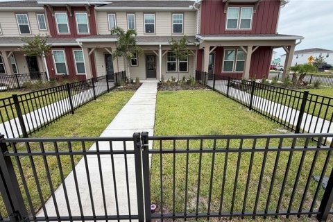 Touwnhouse à louer à Kissimmee, Floride: 3 chambres, 144.28 m2 № 2316723 - photo 2
