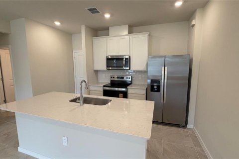Touwnhouse à louer à Kissimmee, Floride: 3 chambres, 144.28 m2 № 2316723 - photo 6