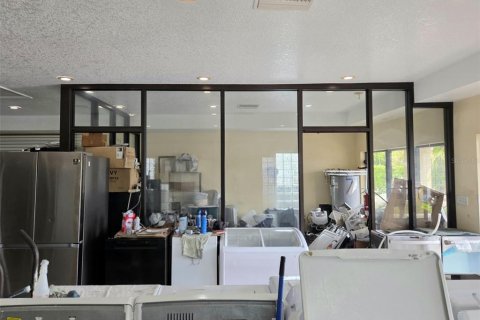 Commercial property in Orlando, Florida 126.35 sq.m. № 2203584 - photo 5