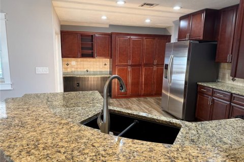 Villa ou maison à vendre à Sarasota, Floride: 3 chambres, 157.1 m2 № 2275609 - photo 9
