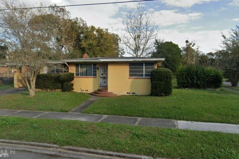 House in Jacksonville, Florida 4 bedrooms, 160.35 sq.m. № 767311 - photo 1