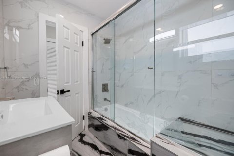 Villa ou maison à louer à Deerfield Beach, Floride: 3 chambres, 162.02 m2 № 1938664 - photo 12