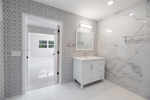 Villa ou maison à louer à Deerfield Beach, Floride: 3 chambres, 162.02 m2 № 1938664 - photo 26