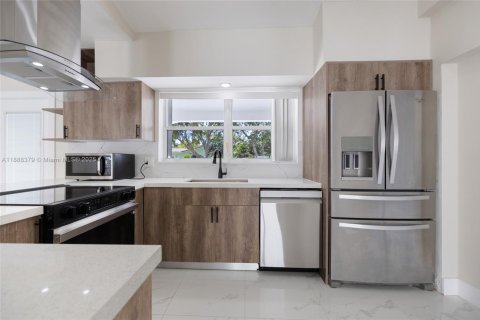 Villa ou maison à louer à Deerfield Beach, Floride: 3 chambres, 162.02 m2 № 1938664 - photo 17