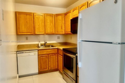 Снять в аренду кондоминиум в Плантация, Флорида 1 спальня, 61.78м2, № 2066704 - фото 11