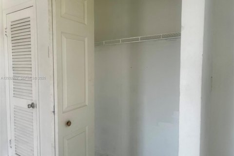 Снять в аренду кондоминиум в Плантация, Флорида 1 спальня, 61.78м2, № 2066704 - фото 6