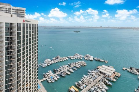 Condo in Miami, Florida, 1 bedroom  № 2059615 - photo 3