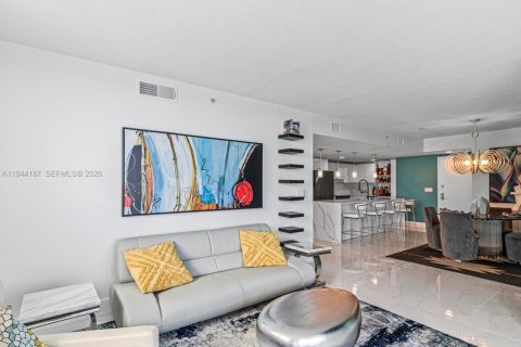 Condominio en venta en Miami, Florida, 2 dormitorios, 140.1 m2 № 2001029 - foto 10