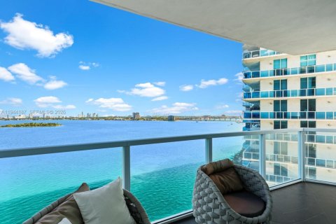 Condominio en venta en Miami, Florida, 2 dormitorios, 140.1 m2 № 2001029 - foto 4