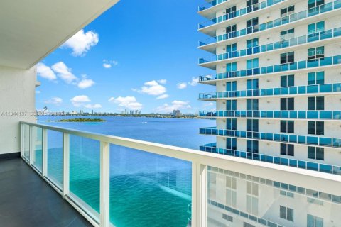 Condominio en venta en Miami, Florida, 2 dormitorios, 140.1 m2 № 2001029 - foto 29