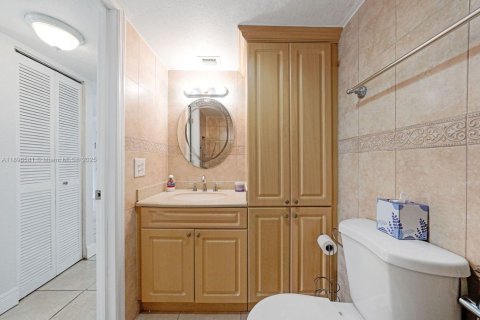 Copropriété à vendre à Hialeah, Floride: 1 chambre, 54.81 m2 № 1948196 - photo 6