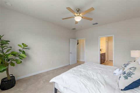 Casa en venta en Clermont, Florida, 4 dormitorios, 269.42 m2 № 2342694 - foto 21