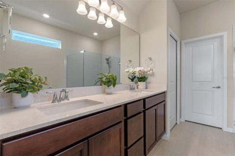 Casa en venta en Clermont, Florida, 4 dormitorios, 269.42 m2 № 2342694 - foto 22
