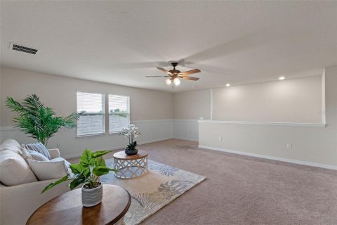Casa en venta en Clermont, Florida, 4 dormitorios, 269.42 m2 № 2342694 - foto 18