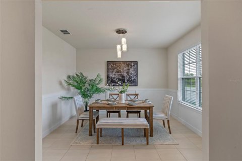 Casa en venta en Clermont, Florida, 4 dormitorios, 269.42 m2 № 2342694 - foto 11