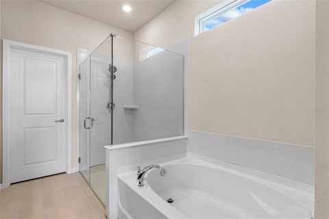 Casa en venta en Clermont, Florida, 4 dormitorios, 269.42 m2 № 2342694 - foto 24