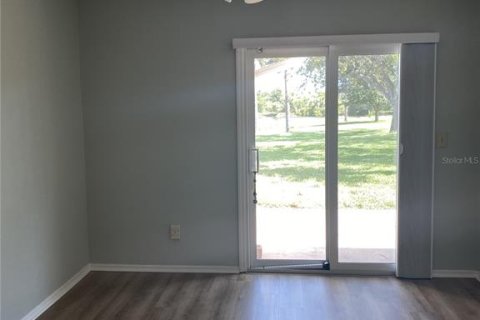 Condo in Venice, Florida, 2 bedrooms  № 1789127 - photo 11