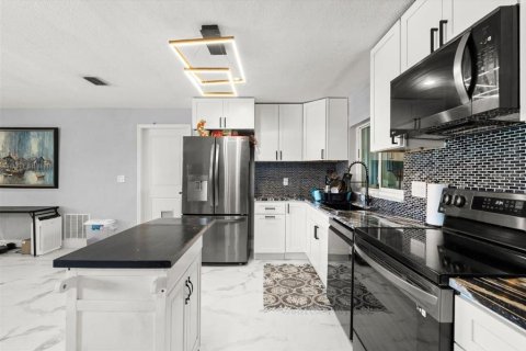 Villa ou maison à vendre à Daytona Beach, Floride: 3 chambres, 132.39 m2 № 1894104 - photo 6