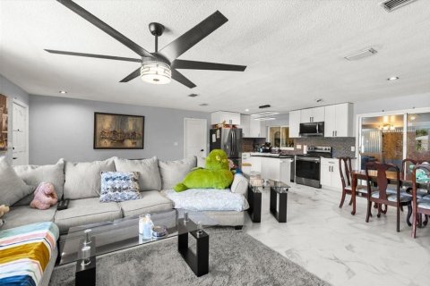 Villa ou maison à vendre à Daytona Beach, Floride: 3 chambres, 132.39 m2 № 1894104 - photo 11