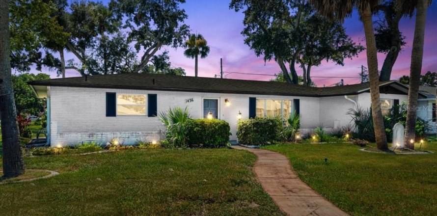Villa ou maison à Daytona Beach, Floride 3 chambres, 132.39 m2 № 1894104