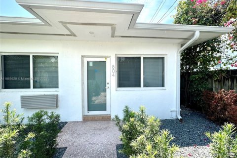 Villa ou maison à louer à Miami Beach, Floride: 1 chambre, 646.6 m2 № 1981944 - photo 10