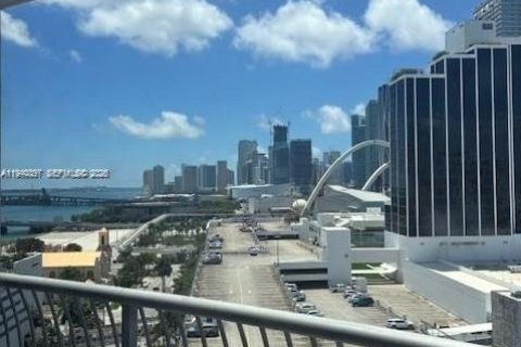 Condominio en venta en Miami, Florida, 2 dormitorios, 97.36 m2 № 2260879 - foto 3