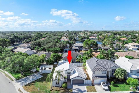 House in Pembroke Pines, Florida 3 bedrooms, 162.21 sq.m. № 1972554 - photo 28