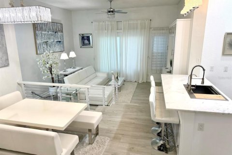 Купить кондоминиум в Тампа, Флорида 6 комнат, 113.81м2, № 2200746 - фото 17