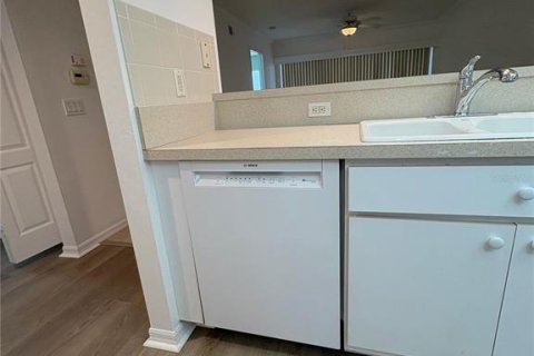 Condo in Lake Suzy, Florida, 3 bedrooms  № 1777335 - photo 10