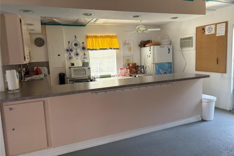 Condo in Lake Suzy, Florida, 3 bedrooms  № 1777335 - photo 25