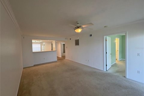 Condo in Lake Suzy, Florida, 3 bedrooms  № 1777335 - photo 4