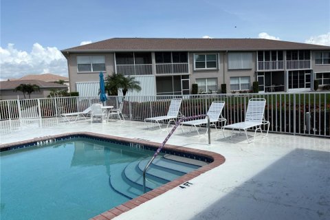 Condo in Lake Suzy, Florida, 3 bedrooms  № 1777335 - photo 28