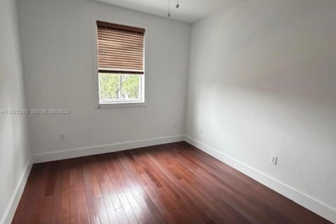 Купить виллу или дом в Дорал, Флорида 1 комната, 202.9м2, № 1934029 - фото 9