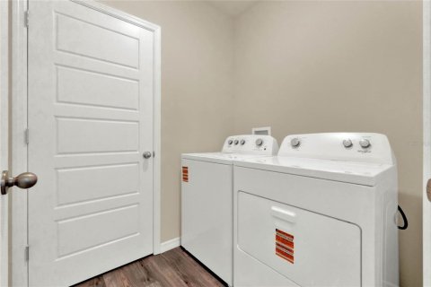 Villa ou maison à vendre à Tavares, Floride: 5 chambres, 192.96 m2 № 1908176 - photo 27
