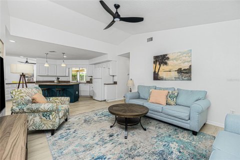 Casa en alquiler en Rotonda, Florida, 3 dormitorios, 172.15 m2 № 1564518 - foto 20