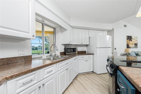 Casa en alquiler en Rotonda, Florida, 3 dormitorios, 172.15 m2 № 1564518 - foto 13