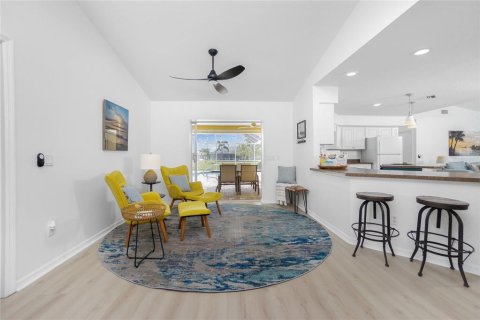 Casa en alquiler en Rotonda, Florida, 3 dormitorios, 172.15 m2 № 1564518 - foto 6