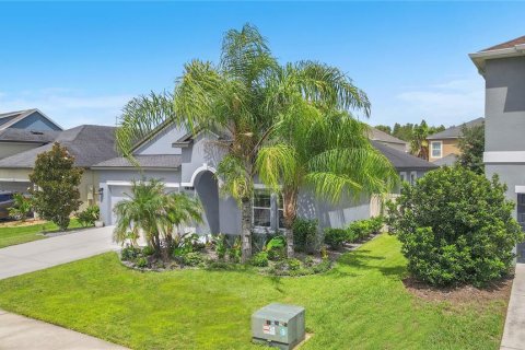 Casa en venta en Wesley Chapel, Florida, 3 dormitorios, 219.34 m2 № 2236983 - foto 5