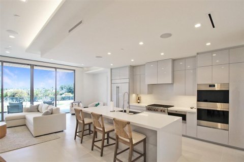 Condominio en alquiler en Longboat Key, Florida, 1 dormitorio, 148.64 m2 № 1718188 - foto 8