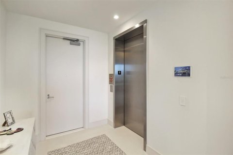 Condominio en alquiler en Longboat Key, Florida, 1 dormitorio, 148.64 m2 № 1718188 - foto 4