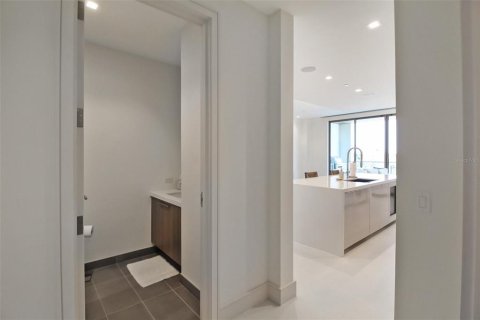 Condominio en alquiler en Longboat Key, Florida, 1 dormitorio, 148.64 m2 № 1718188 - foto 20