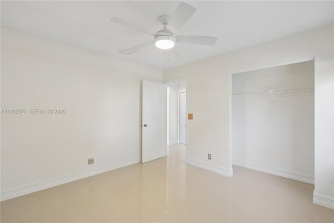 Villa ou maison à vendre à Miramar, Floride: 4 chambres, 197.14 m2 № 2059408 - photo 21