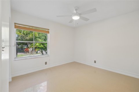 Villa ou maison à vendre à Miramar, Floride: 4 chambres, 197.14 m2 № 2059408 - photo 20