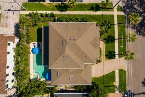 Casa en venta en Saint Petersburg, Florida, 5 dormitorios, 332.03 m2 № 1757740 - foto 7