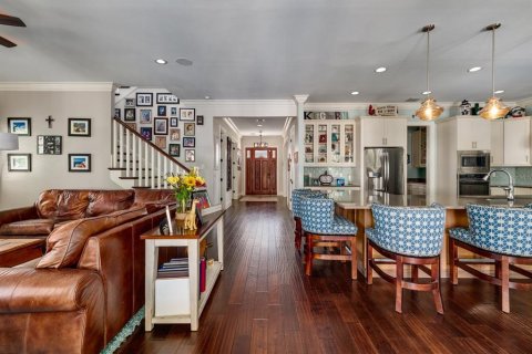 Casa en venta en Saint Petersburg, Florida, 5 dormitorios, 332.03 m2 № 1757740 - foto 14
