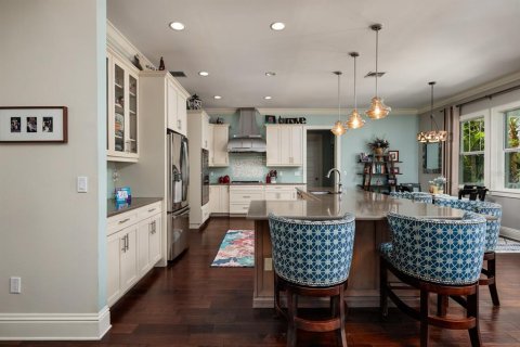 Casa en venta en Saint Petersburg, Florida, 5 dormitorios, 332.03 m2 № 1757740 - foto 12